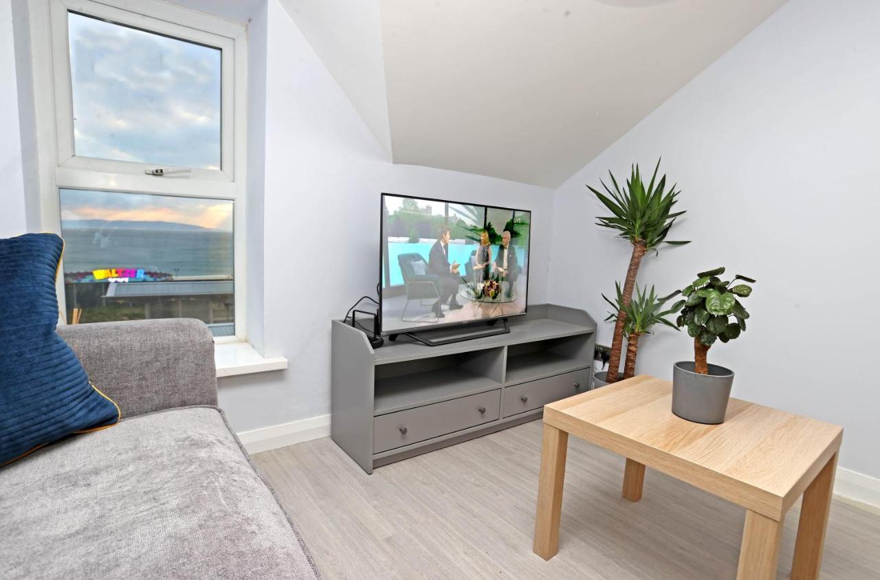 Entire Penthouse Apartment With Sea Views Portrush Zewnętrze zdjęcie